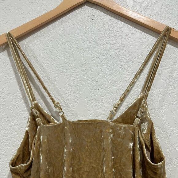 Mink pink Disney Gold Crushed Velvet Beauty + The Beast Mini Dress womens size M - Picture 10 of 10